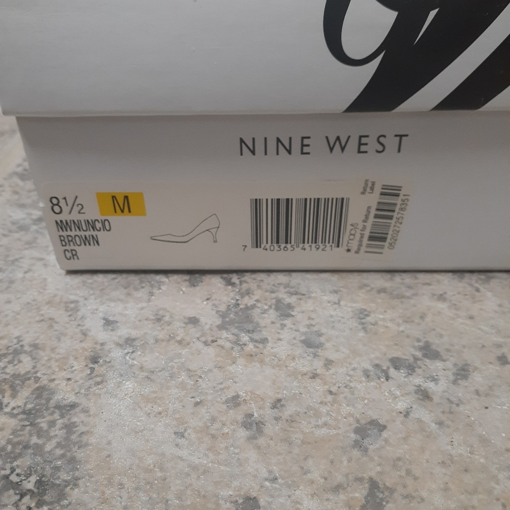 Shoes - Picture 3 of 3